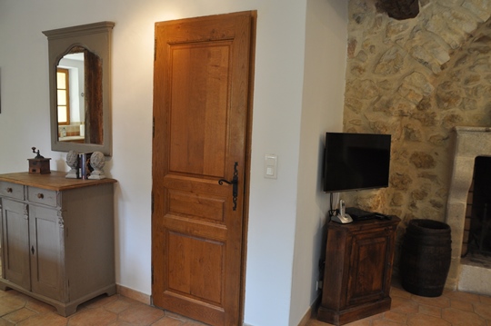 Moulin de la Roque, Noves, Provence : your villa La Bergerie and the traditional living area